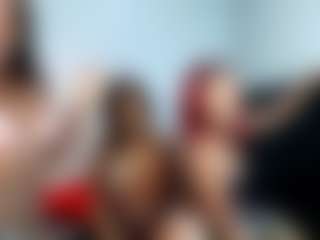 NanaPeach's Live Sex Cam Show