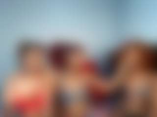 Live cam show with YolandaBlue - Squirt on Uber Horny