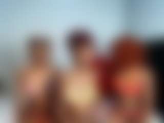 YolandaBlue's Live Sex Cam Show