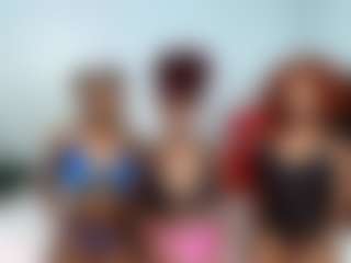 YolandaBlue's Live Sex Cam Show