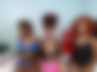 YolandaBlue's Live Sex Cam Show