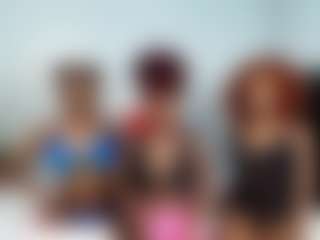 YolandaBlue's Live Sex Cam Show