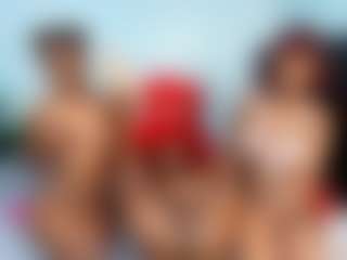 YolandaBlue's Live Sex Cam Show