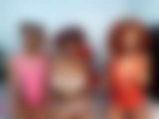 YolandaBlue's Live Sex Cam Show