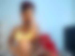 YolandaBlue's Live Sex Cam Show