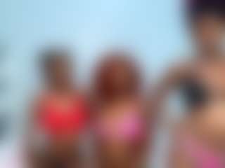YolandaBlue's Live Sex Cam Show