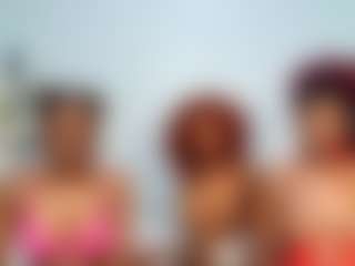 YolandaBlue's Live Sex Cam Show
