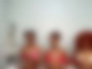 Live cam show with YolandaBlue - Brown Eyes on CamSextacy