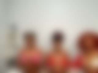 YolandaBlue's Live Sex Cam Show