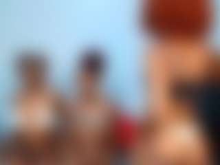 YolandaBlue's Live Sex Cam Show