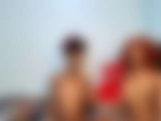Live cam show with YolandaBlue - Squirt on Camsoda