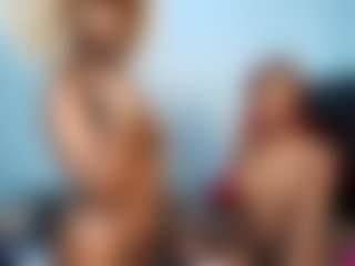 YolandaBlue's Live Sex Cam Show