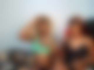 Live cam show with YolandaBlue - Skinny on Camsoda