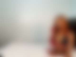 Live cam show with YolandaBlue - Lush on sexylive.show