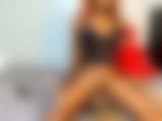 Live cam show with YolandaBlue - Strapon on Camsoda