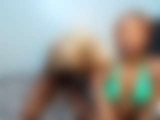 Live cam show with YolandaBlue - Shaved Pussy on Camsoda