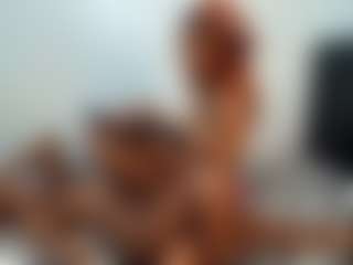 Live cam show with YolandaBlue - Skinny on Camsoda