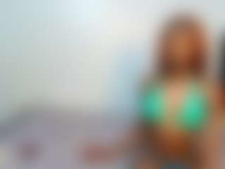 Live cam show with YolandaBlue - HD on TeamSkeetLive