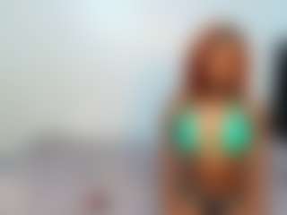 Live cam show with YolandaBlue - Amateur on TeamSkeetLive