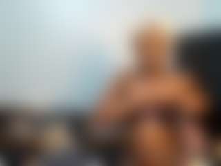 Spettacolo in cam dal vivo con YolandaBlue - Amateur su Camsoda