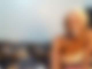 Live cam show with YolandaBlue - Eating Pussy on Dare Cams