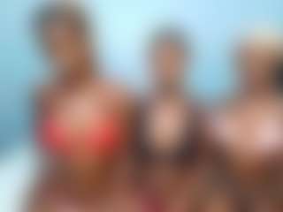 YolandaBlue's Live Sex Cam Show