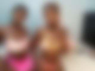 YolandaBlue's Live Sex Cam Show