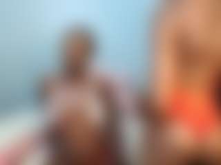 YolandaBlue's Live Sex Cam Show