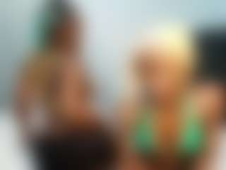YolandaBlue's Live Sex Cam Show