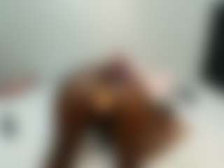 YolandaBlue's Live Sex Cam Show