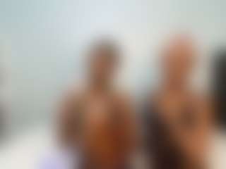 Live cam show with YolandaBlue - Fetish on Milfs Live
