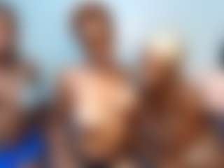 Live cam show with YolandaBlue - Shaved Pussy on camwithhim.com
