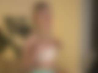NaomiStation's Live Sex Cam Show