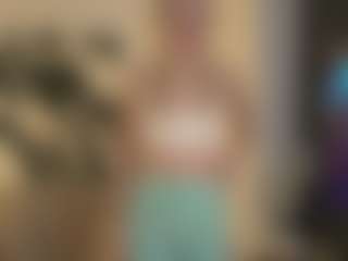 NaomiStation's Live Sex Cam Show