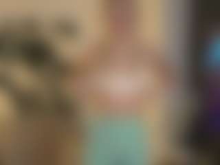 NaomiStation's Live Sex Cam Show