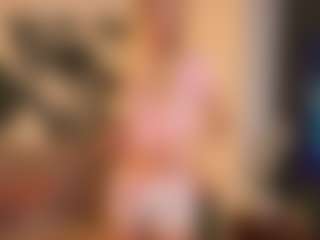NaomiStation's Live Sex Cam Show