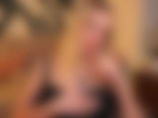 NaomiStation's Live Sex Cam Show