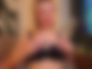 NaomiStation's Live Sex Cam Show
