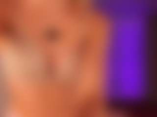 Live cam show with NaomiStation - Blonde Hair Teen (18+) on Camsoda