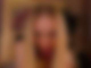 Live cam show with NaomiStation - Blonde Hair on Camsoda Late Night
