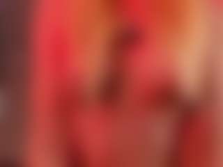 Live cam show with NaomiStation - Average on Camsoda