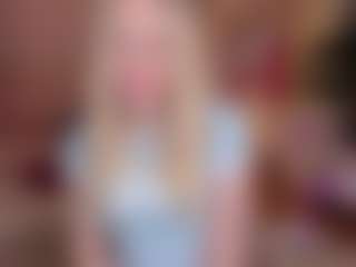 Live cam show with NaomiStation - Blonde Hair on Camming Site