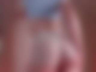 Live cam show with NaomiStation - Flashing on Camming Site
