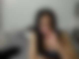 Live cam show with NessaNoir - Sexwebcam on Camsoda