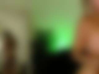 Vanessa-Skyy's Live Sex Cam Show
