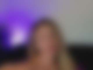 Vanessa-Skyy's Live Sex Cam Show