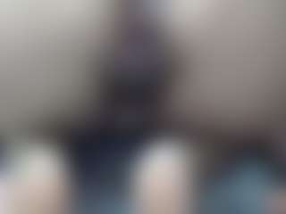 Vivicaa's Live Sex Cam Show