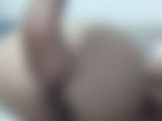 Live cam show with Vivicaa - Spank on crypto-cams