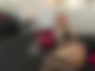 Show Live Sex Cam Allyvonn