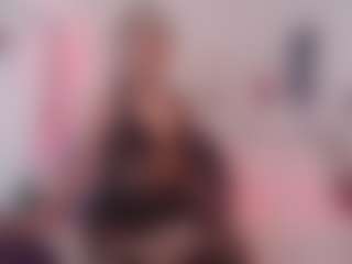 Allyvonn's Live Sex Cam Show